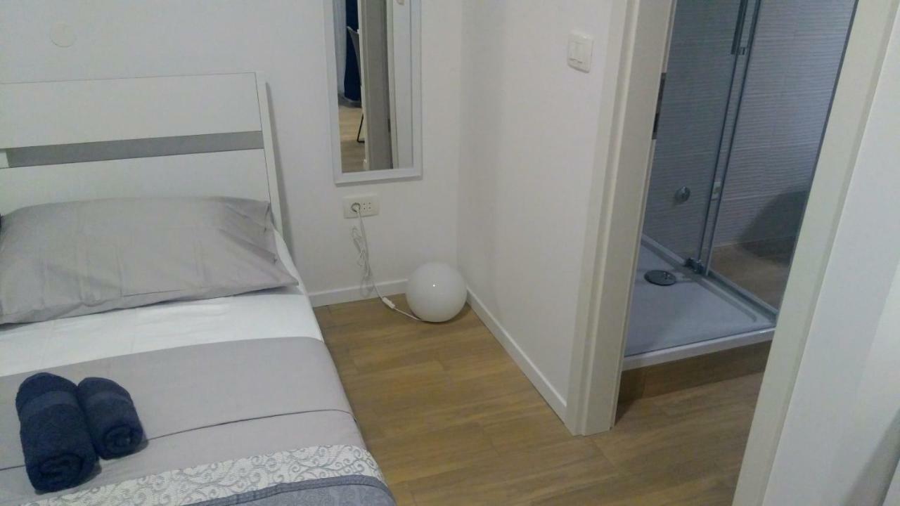 Studio Apartman Adris Ξενοδοχείο Σίμπενικ Εξωτερικό φωτογραφία