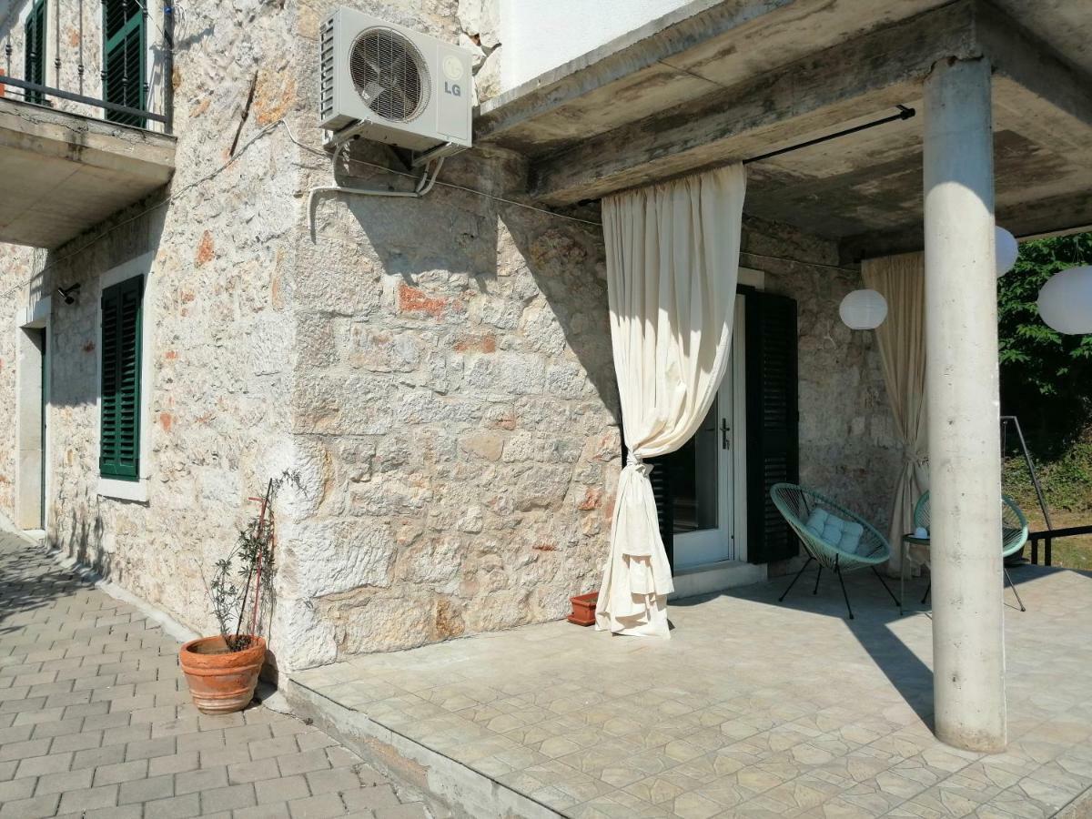 Studio Apartman Adris Ξενοδοχείο Σίμπενικ Εξωτερικό φωτογραφία