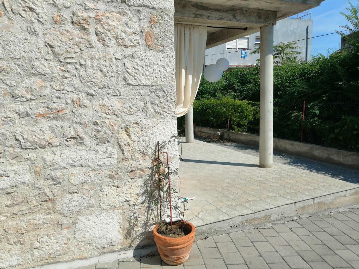 Studio Apartman Adris Ξενοδοχείο Σίμπενικ Εξωτερικό φωτογραφία